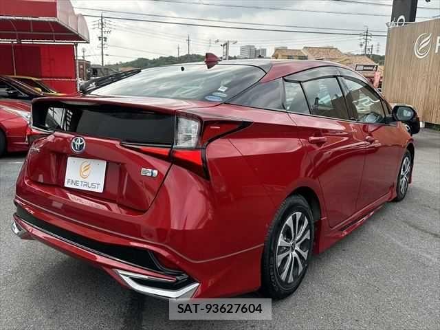 Toyota PRIUS 2020-10 6246721-15