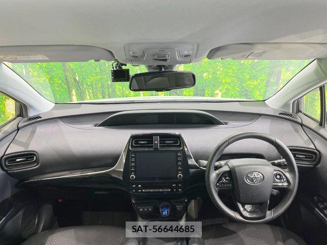 Toyota PRIUS 2021-10 6246707-1
