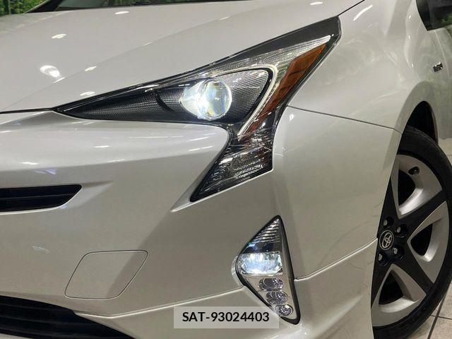 Toyota PRIUS 2018-11 6272591-12