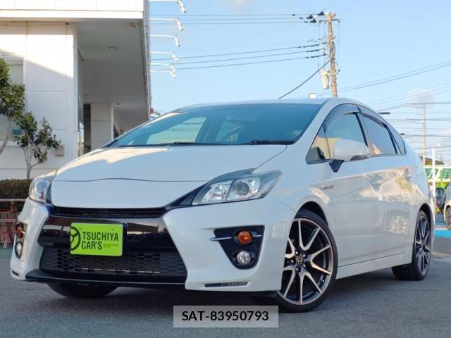 Toyota PRIUS 2014-08 6502108-0