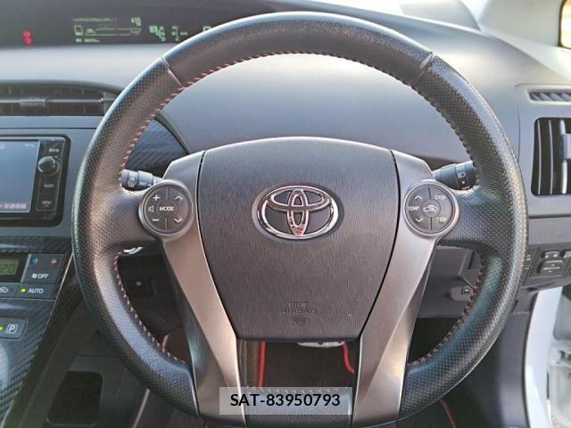 Toyota PRIUS 2014-08 6502108-19