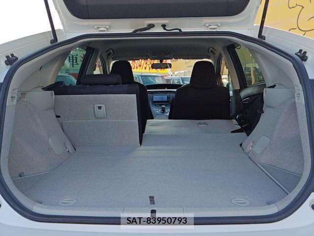 Toyota PRIUS 2014-08 6502108-25