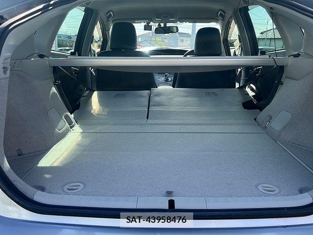 Toyota PRIUS 2013-10 6527238-21