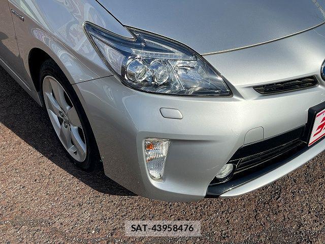Toyota PRIUS 2013-10 6527238-22