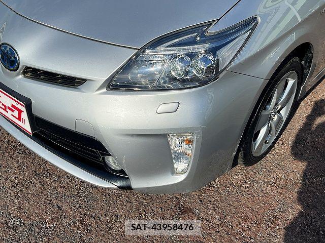 Toyota PRIUS 2013-10 6527238-23
