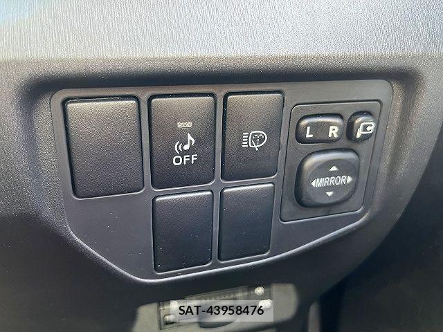 Toyota PRIUS 2013-10 6527238-5