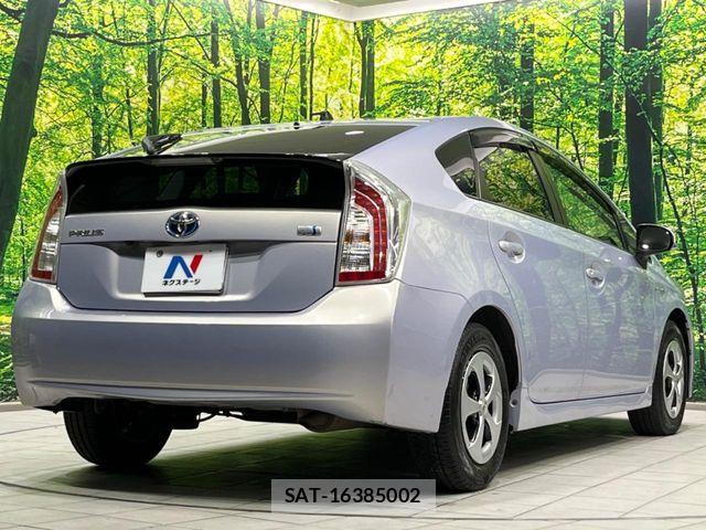 Toyota PRIUS 2014-02 6527261-16