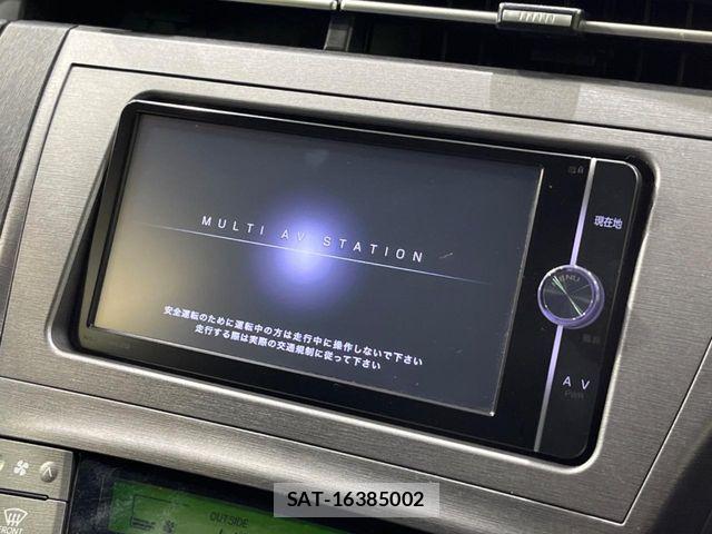 Toyota PRIUS 2014-02 6527261-2