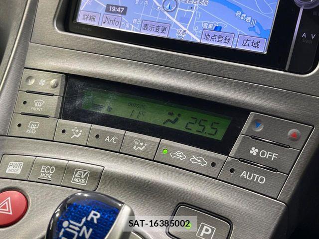 Toyota PRIUS 2014-02 6527261-6