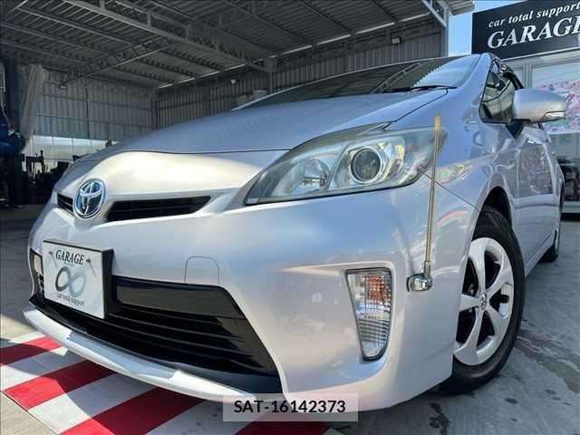 Toyota PRIUS 2014-01 6527257-0