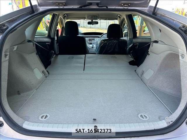 Toyota PRIUS 2014-01 6527257-9