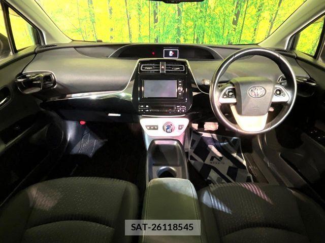 Toyota PRIUS 2017-09 6546489-1