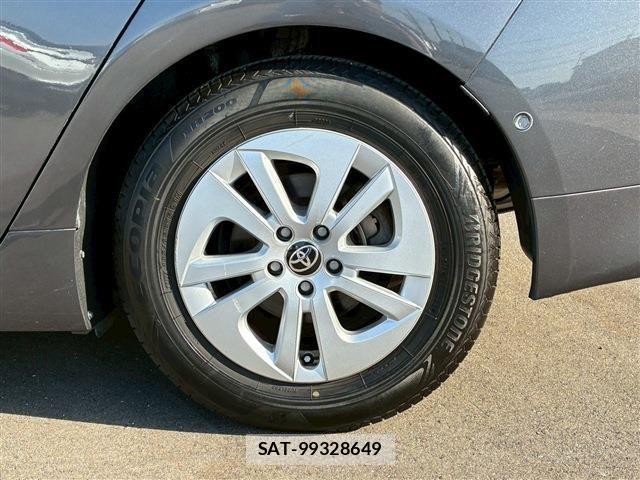 Toyota PRIUS 2017-04 6561955-10