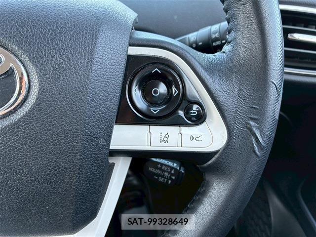 Toyota PRIUS 2017-04 6561955-22