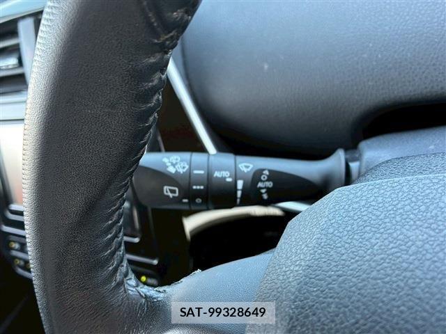 Toyota PRIUS 2017-04 6561955-23