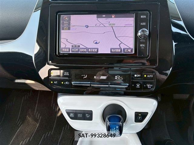 Toyota PRIUS 2017-04 6561955-28