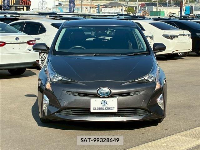 Toyota PRIUS 2017-04 6561955-3