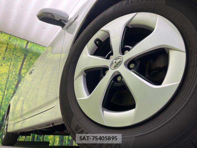Toyota PRIUS 2012-02 6614247-11