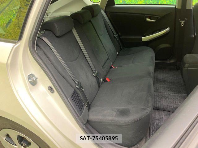Toyota PRIUS 2012-02 6614247-8
