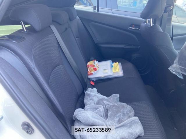 Toyota PRIUS 2016-08 6614250-13