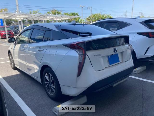 Toyota PRIUS 2016-08 6614250-5