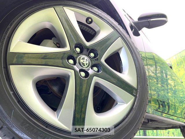 Toyota PRIUS 2018-02 6614217-12