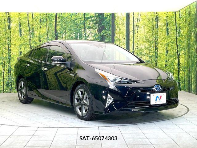 Toyota PRIUS 2018-02 6614217-15