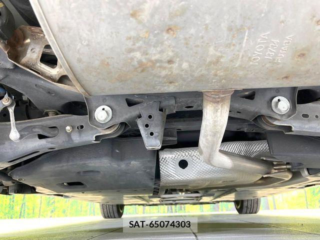 Toyota PRIUS 2018-02 6614217-18