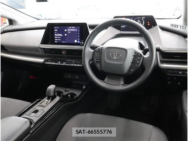 Toyota PRIUS 2023-03 6614189-1