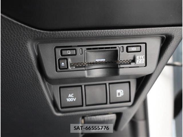Toyota PRIUS 2023-03 6614189-4