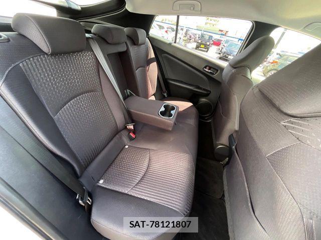Toyota PRIUS 2018-08 6614213-9