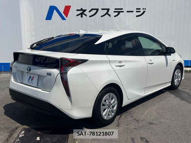 Toyota PRIUS 2018-08 6614213-17