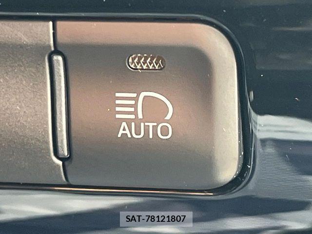 Toyota PRIUS 2018-08 6614213-7