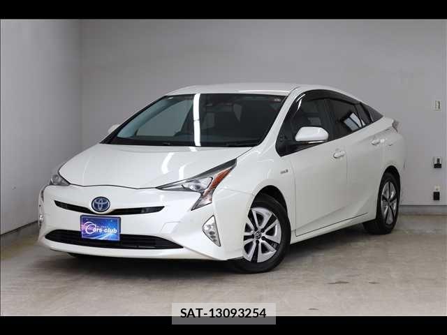 Toyota PRIUS 2017-04 6614235-0