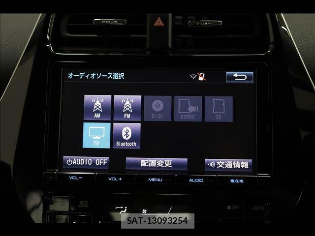 Toyota PRIUS 2017-04 6614235-3