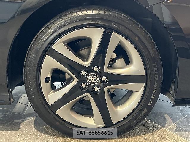 Toyota PRIUS 2021-07 6614192-10
