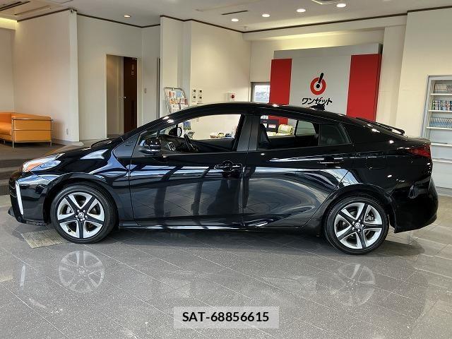 Toyota PRIUS 2021-07 6614192-7