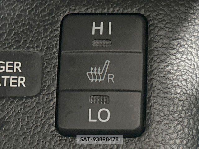 Toyota PRIUS 2018-08 6642236-5