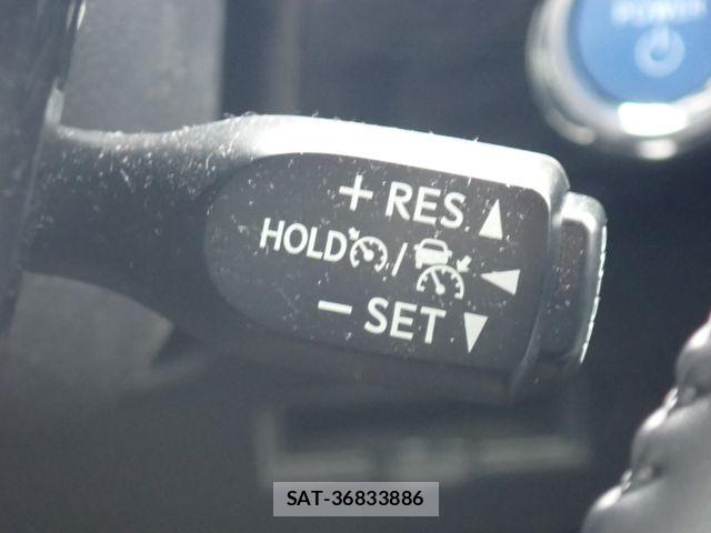 Toyota PRIUS 2021-02 6673153-11