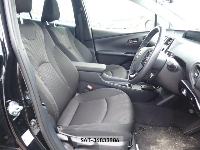 Toyota PRIUS 2021-02 6673153-17