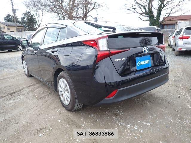 Toyota PRIUS 2021-02 6673153-2