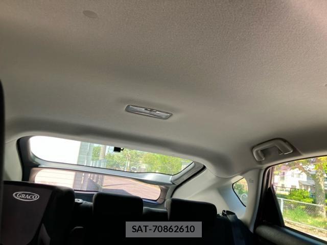 Toyota PRIUS 2012-09 6673217-10