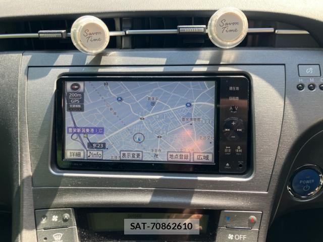 Toyota PRIUS 2012-09 6673217-15