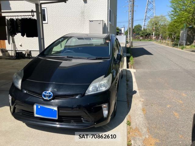 Toyota PRIUS 2012-09 6673217-1