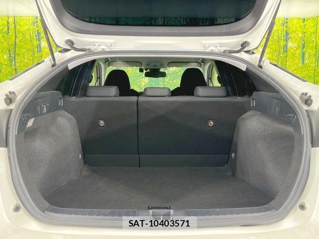 Toyota PRIUS 2016-05 6673198-9