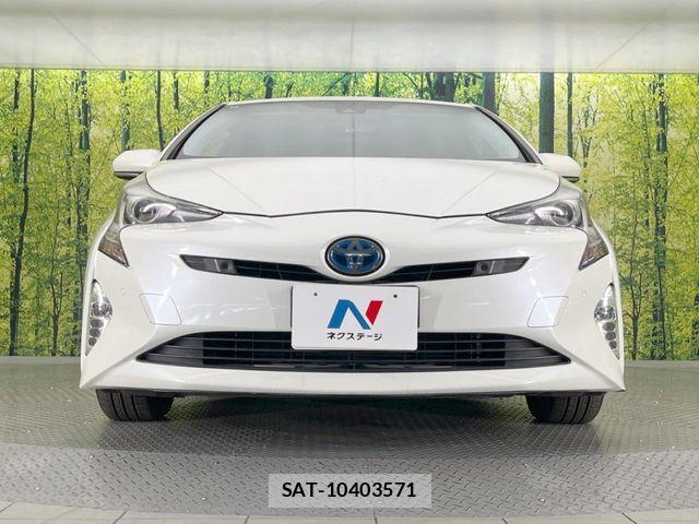 Toyota PRIUS 2016-05 6673198-13