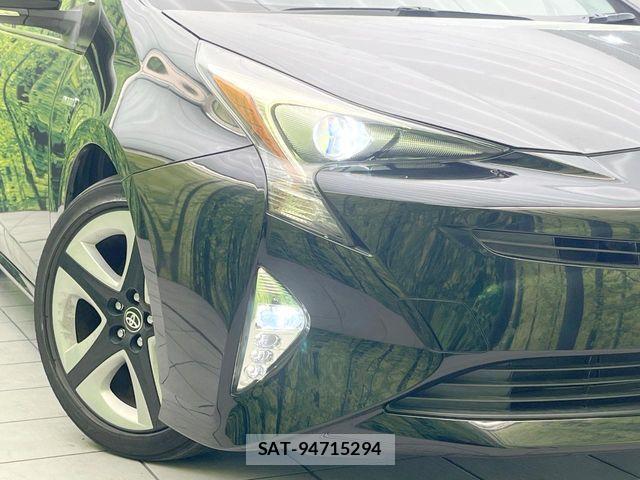 Toyota PRIUS 2017-03 6673194-11