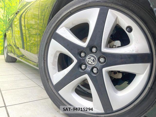 Toyota PRIUS 2017-03 6673194-12