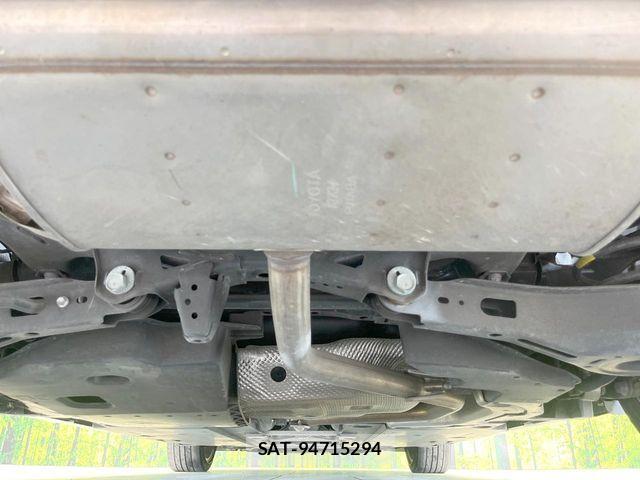 Toyota PRIUS 2017-03 6673194-18