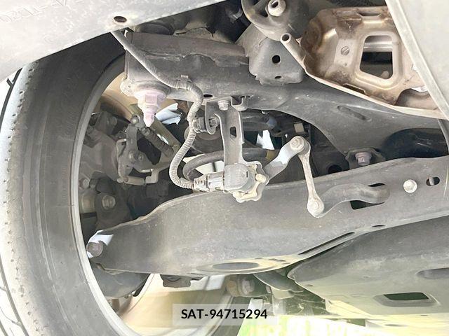 Toyota PRIUS 2017-03 6673194-19